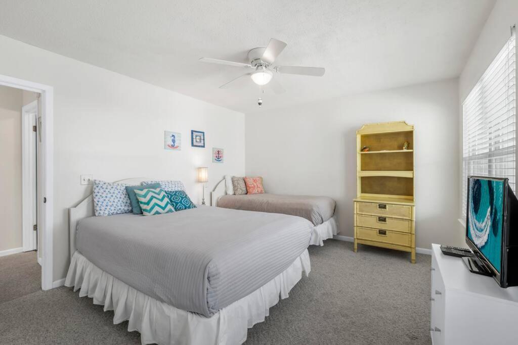 New! Steps To White Sand Beaches! Pool & Grill! 2Br 2Ba Panama City Beach Exterior photo